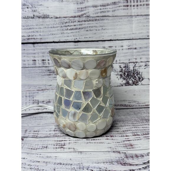 Mosaic Glass / Light / warmer Coastal Beach - Picture 4 of 8